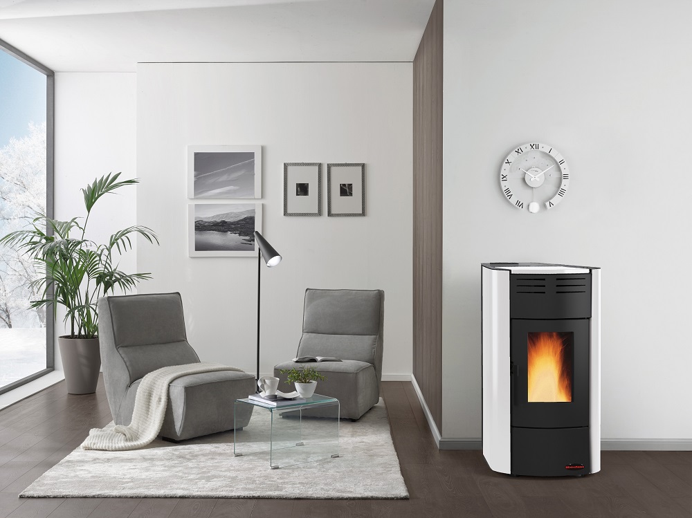 Image of TERMOSTUFA STUFA A PELLET 20,3 KW RAFFAELLA IDRO H15 BIANCA NORDICA EXTRAFLAME